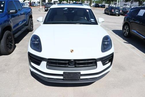 2023 Porsche Macan S