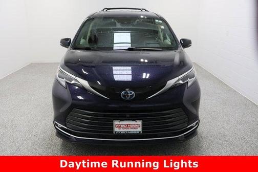 2021 Toyota Sienna 2.5L/ELECTRIC