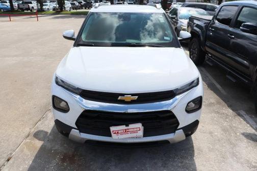 Summit White 2022 Chevrolet Trailblazer LT