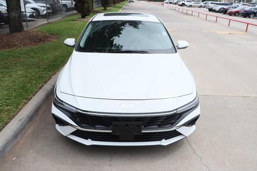 White 2025 Hyundai ELANTRA SEL Convenience