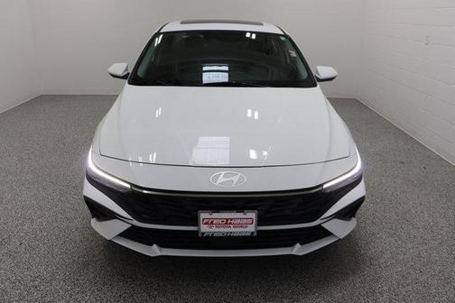 White 2025 Hyundai ELANTRA SEL Convenience