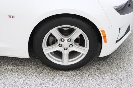 Summit White 2023 Chevrolet Camaro 3LT