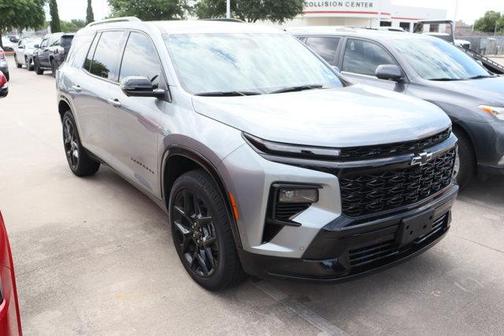 Sterling Gray Metallic 2026 Chevrolet Traverse RS