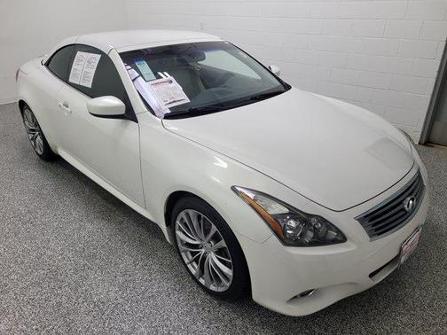 Moonlight White 2013 INFINITI G37 Base