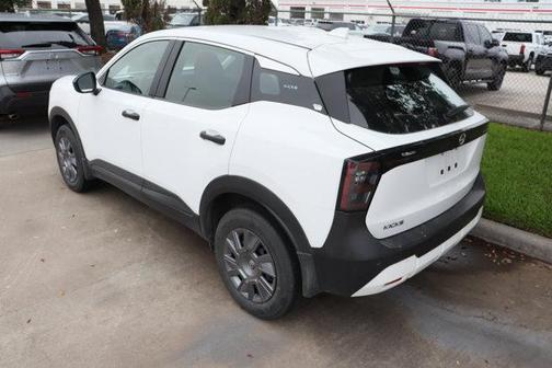 Fresh Powder 2025 Nissan Kicks S