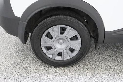 Fresh Powder 2025 Nissan Kicks S