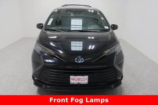 2024 Toyota Sienna Woodland Edition