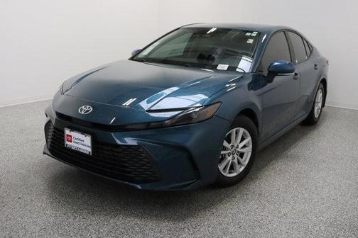 Ocean 2025 Toyota Camry LE