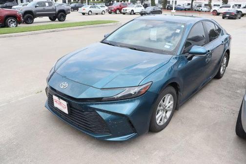Ocean 2025 Toyota Camry LE