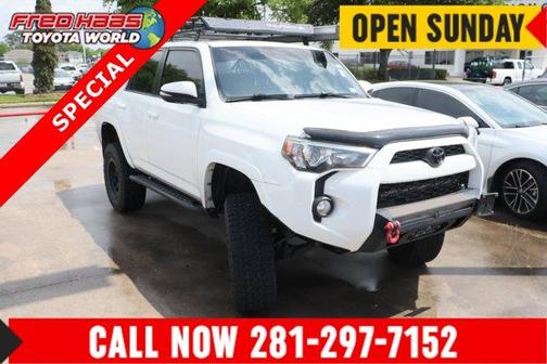 White 2019 Toyota 4Runner SR5 Premium
