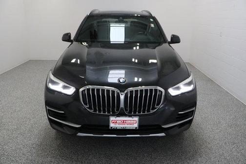 Metallic 2022 BMW X5 sDrive40i
