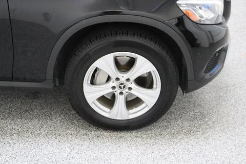 2018 Mercedes-Benz GLC 300 Base