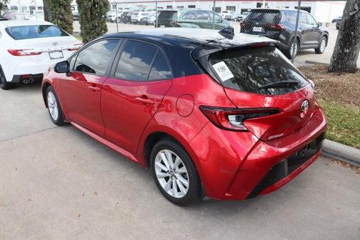 2025 Toyota Corolla Hatchback SE