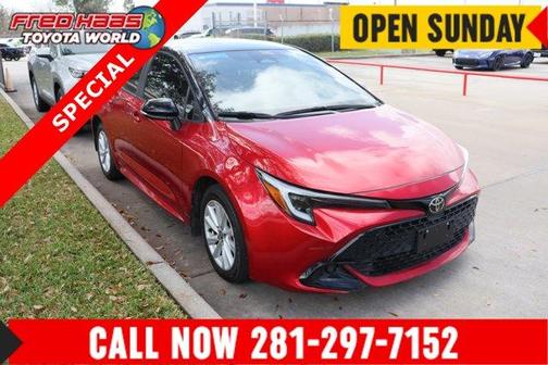 2025 Toyota Corolla Hatchback SE