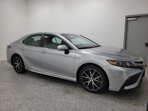 Gray 2024 Toyota Camry SE