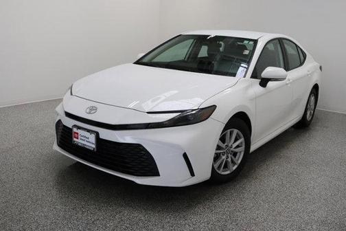 Ice 2025 Toyota Camry LE