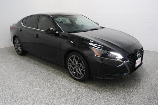 2024 Nissan Altima 2.0 SR