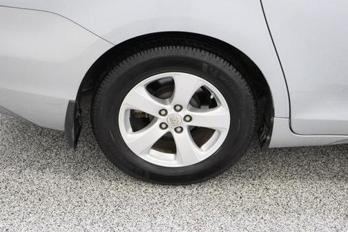 Silver Sky Metallic 2014 Toyota Sienna LE