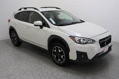 Crystal White Pearl 2019 Subaru Crosstrek 2.0i Premium