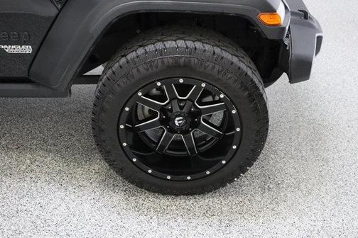 Black Clearcoat 2021 Jeep Wrangler Unlimited Sport