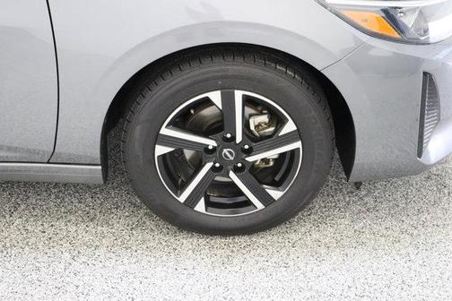 Gun Metallic 2024 Nissan Sentra SV