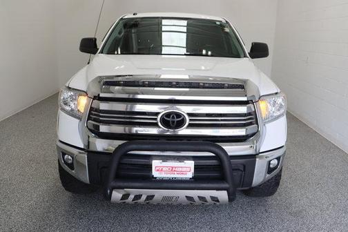 Super White 2017 Toyota Tundra SR5
