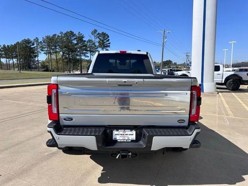 AVALANCHE 2026 Ford F-450 PLATINUM DRW