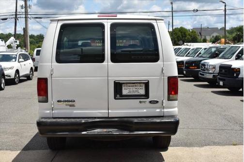 2013 Ford E350 Super Duty XLT