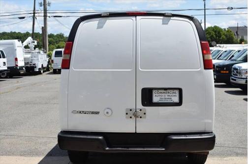 2010 Chevrolet Express 2500 Work Van