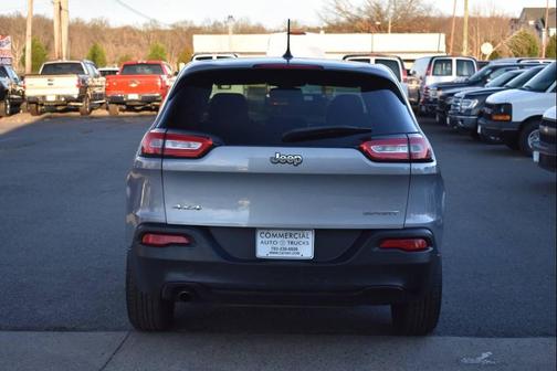 2014 Jeep Cherokee Sport