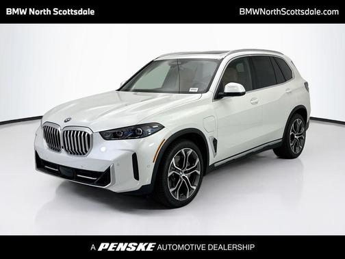 Mineral White Metallic 2026 BMW X5 PHEV xDrive50e