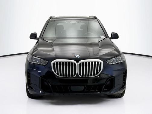 Carbon Black Metallic 2024 BMW X5 sDrive40i