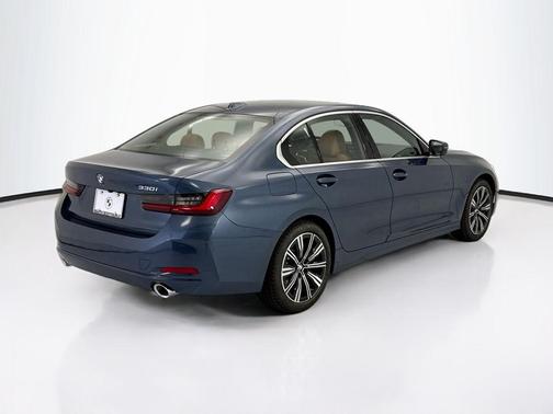 Arctic Race Blue Metallic 2026 BMW 330 I