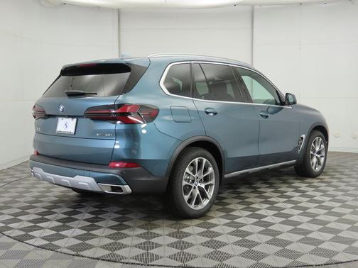 Blue Ridge Mountain Metallic 2026 BMW X5 xDrive40i