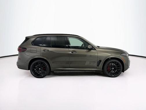 Manhattan Green Metallic 2026 BMW X5 xDrive40i
