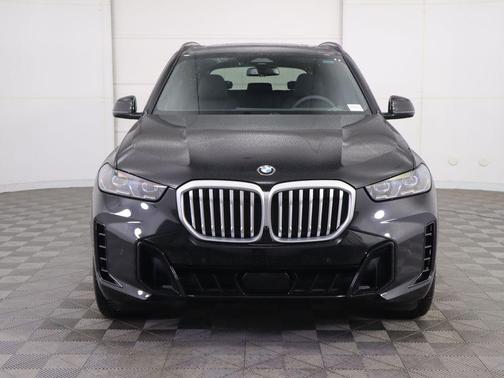 Black Sapphire Metallic 2026 BMW X5 xDrive40i
