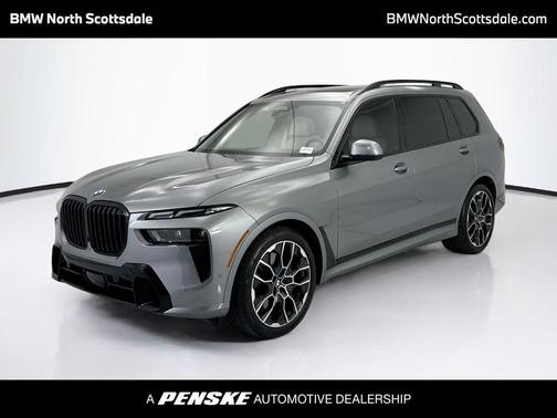 Gray Metallic 2026 BMW X7 xDrive40i