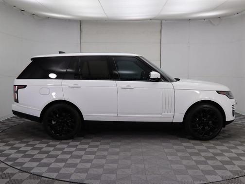 Photo 4 of 35 of 2018 Land Rover Range Rover Supercharged