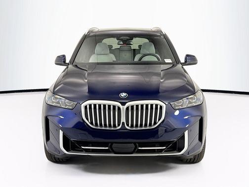 Tanzanite Blue II Metallic 2026 BMW X5 xDrive40i
