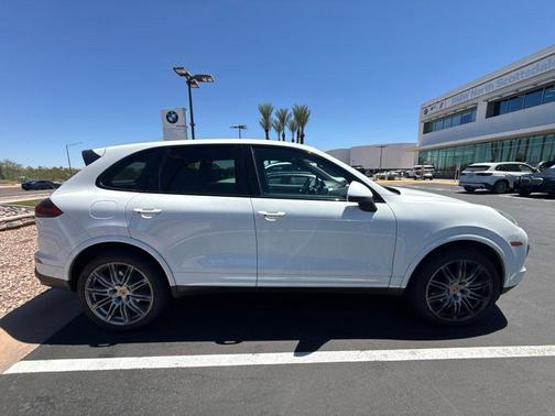 White 2017 Porsche Cayenne Platinum Edition