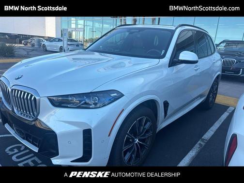 White Metallic 2024 BMW X5 xDrive40i
