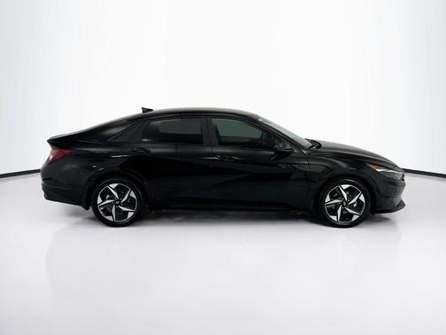 Onyx Black 2023 Hyundai ELANTRA SEL