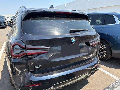 Carbon Black Metallic 2022 BMW X3 M40i