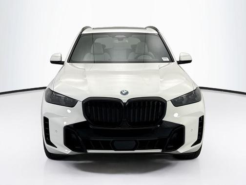 Alpine White 2026 BMW X5 PHEV xDrive50e