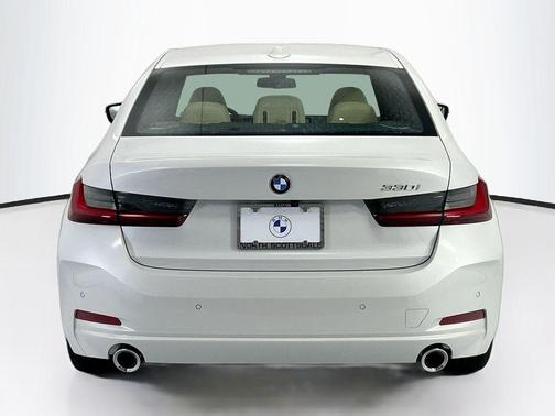 Mineral White Metallic 2026 BMW 330 I