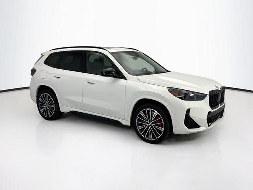 Alpine White 2026 BMW X1 xDrive28i