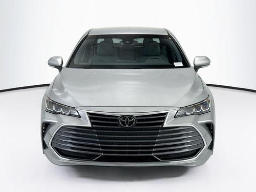 Celestial Silver Metallic 2020 Toyota Avalon XLE