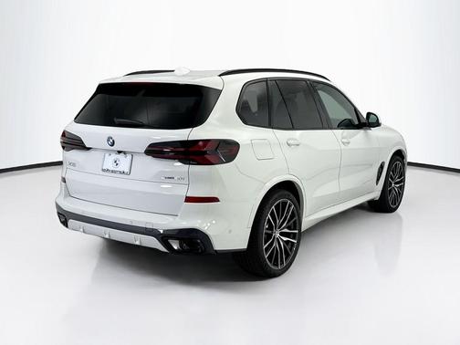 Alpine White 2026 BMW X5 sDrive40i