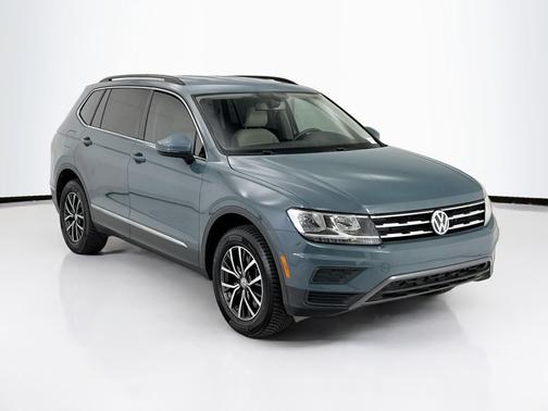 Stone Blue Metallic 2020 Volkswagen Tiguan 2.0T SE