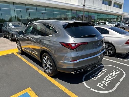 Carbon Metallic 2022 Acura MDX Technology